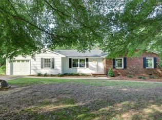 730 Porterfield Dr, Burlington, NC 27217