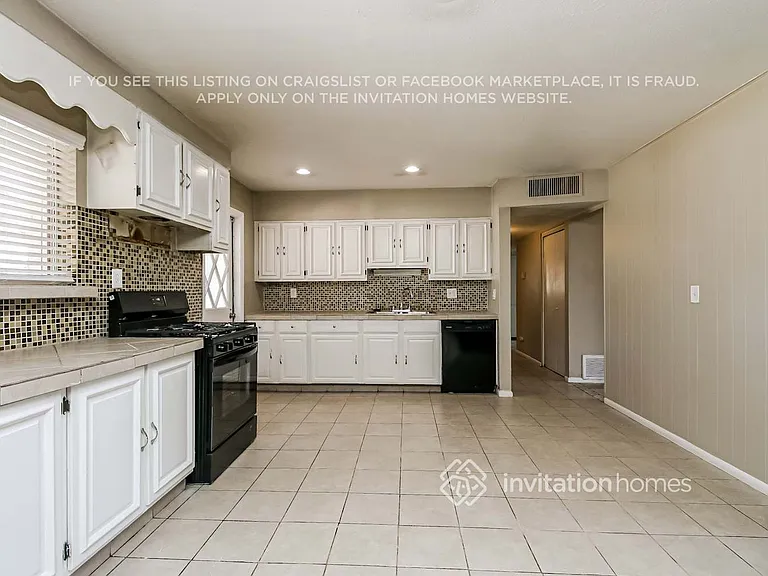 1754 W 2nd St — Photo 7