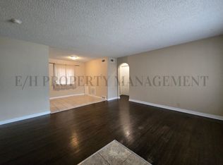 2338 N Poplar St, Wichita, KS 67219