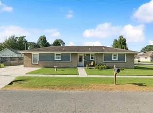 312 W Saint Jean Baptist St, Chalmette, LA 70043