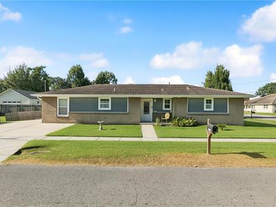 312 W Saint Jean Baptist St, Chalmette, LA, 70043