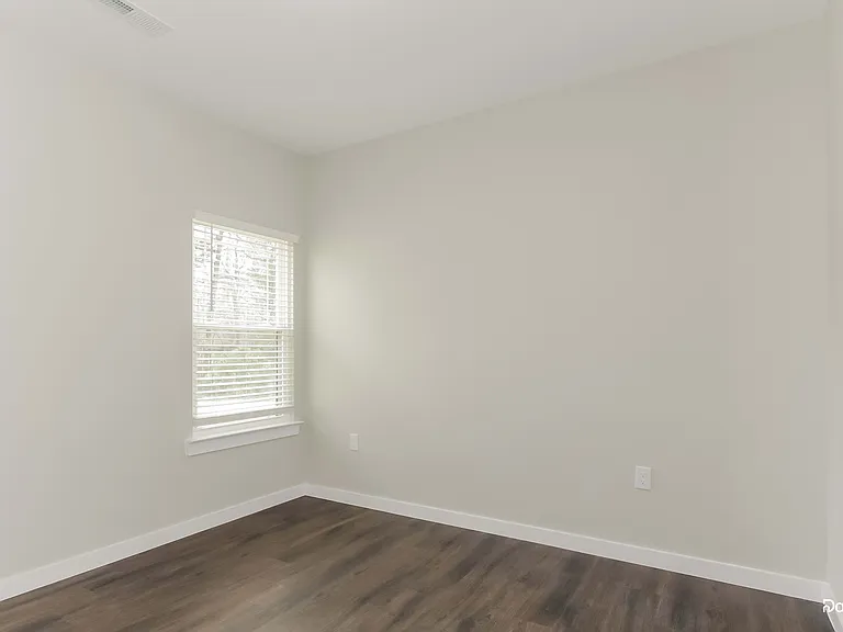 5417 Skycrest Dr — Photo 14
