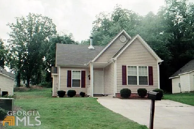 84 Crystal Brk photo 1