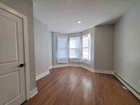 4th image of 484 Mercer St #29E