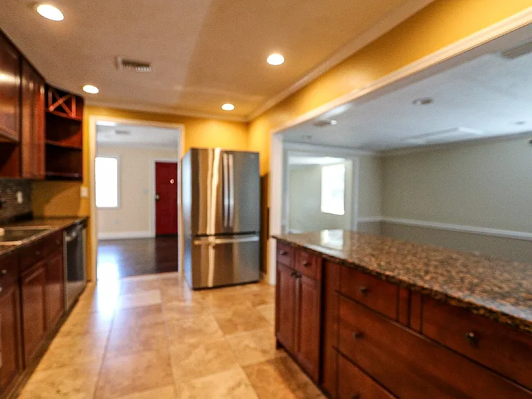 4419 W Euclid Ave — Photo 14