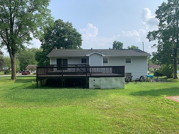 5th image of 451 Sunnyside Ave