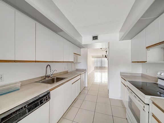 5th image of 12701 SW 14th Street #112 J