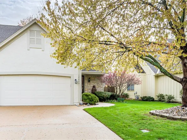 12009 Slater St, Overland Park, KS 66213