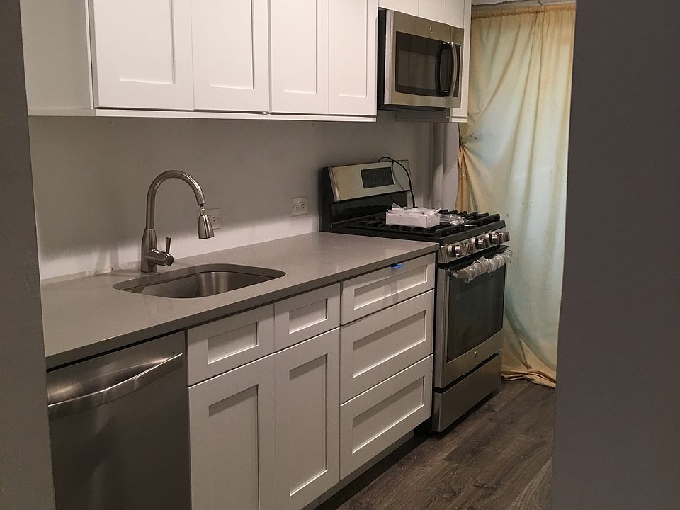 1st image of 3958 45th St