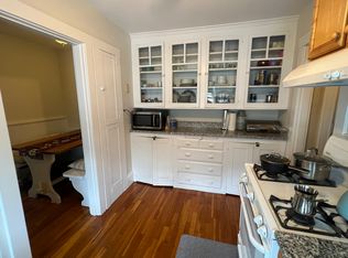 73-2 Davis Rd, Belmont, MA 02478