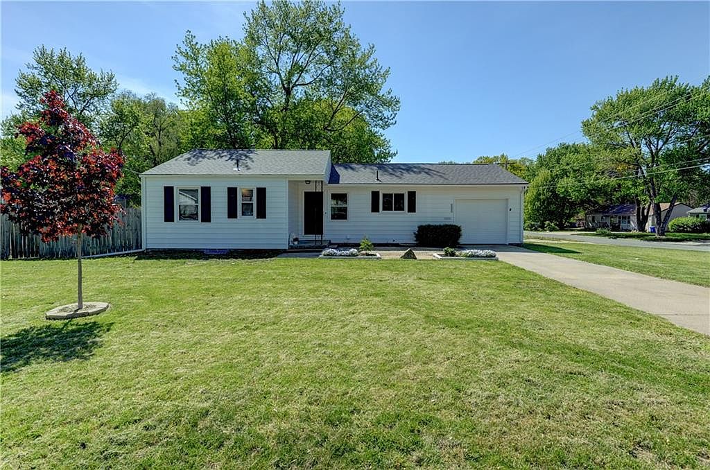 8000 Lowell Ave, Overland Park, KS 66204 | Zillow