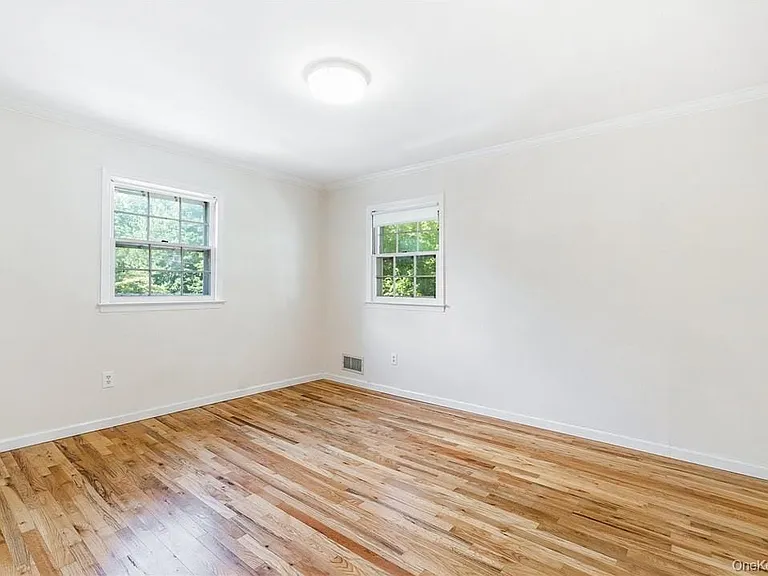 47 Wendt Ave — Photo 18