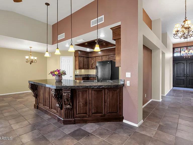 16847 S 29th Way — Photo 15