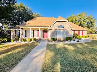 1223 Spring Hills Dr, Alma, AR 72921