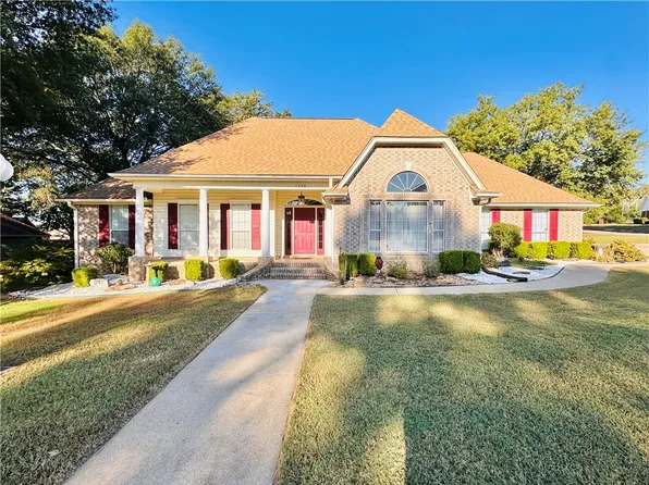 1223 Spring Hills Dr, Alma, AR 72921