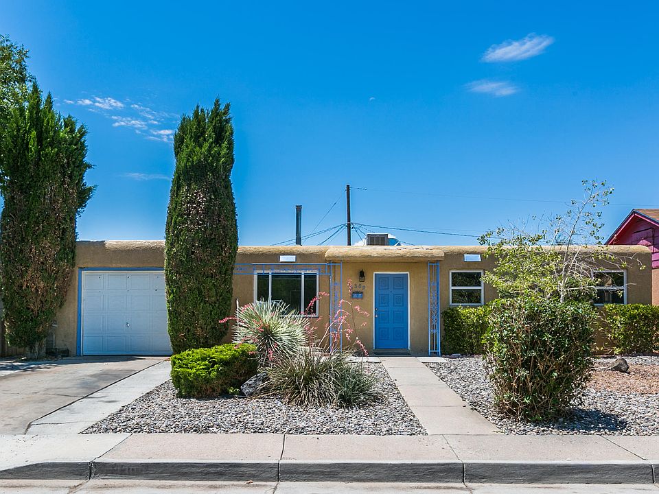 1st image of 3309 Cardenas Dr NE