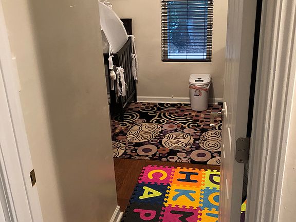 5th image of 3335 Cardiff Ave