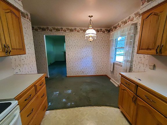 3rd image of 1728 Kaywood Dr