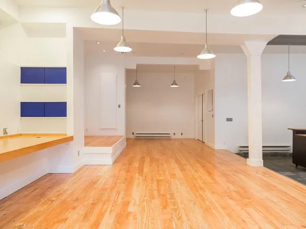 2555 Westlake Ave N Unit A, Seattle, WA 98109