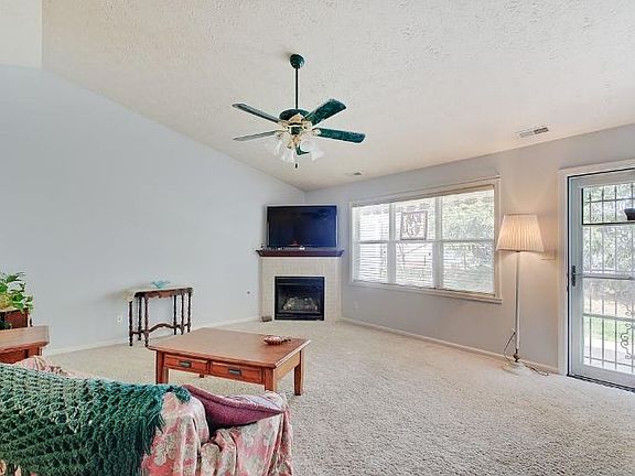 2nd image of 3906 Gray Pond Ct