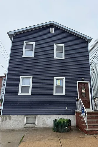 92 E 25th St Photo 1