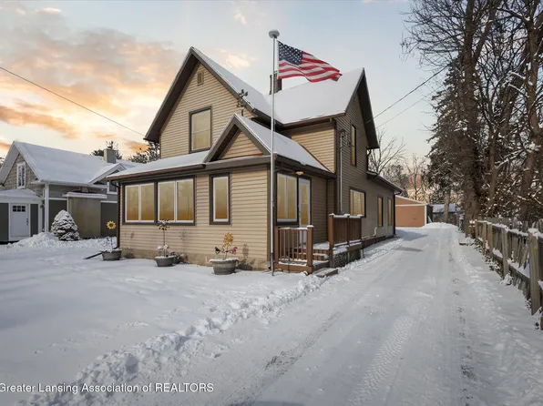 231 East Rd, Dimondale, MI 48821