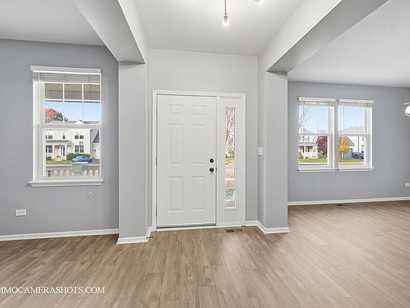 5th image of 2717 Avalon Ln