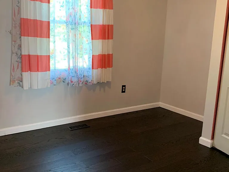 20328 Watkins Meadow Dr — Photo 19