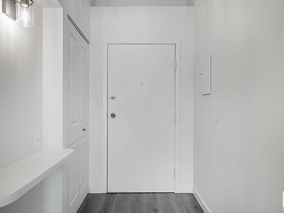 4th image of 4404 122nd St NW #434