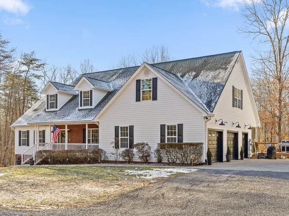 3018 Poe Rd, Soddy Daisy, TN 37379