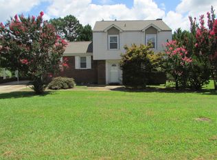 2 Briarstone Ct, Mauldin, SC 29662