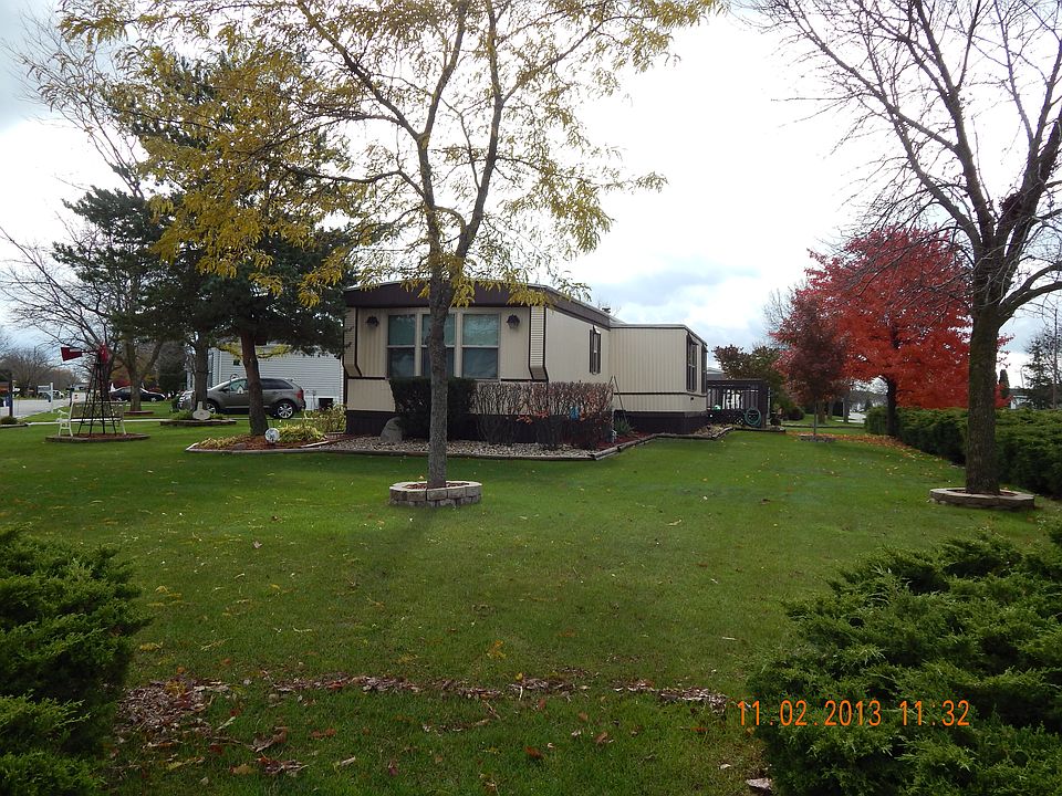 Large corner lot