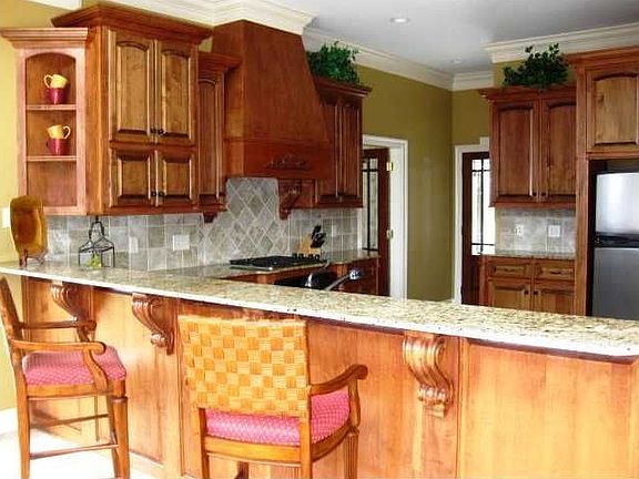 4th image of 4207 Beau Chene Dr