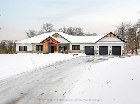 6 Royal Oak Cres, Huntsville, ON P1H 0A8