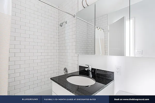 Rented by The Blueground | media 94