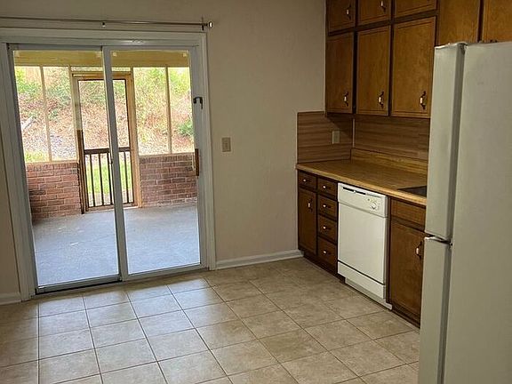 3rd image of 295 Haymarket Ln #295