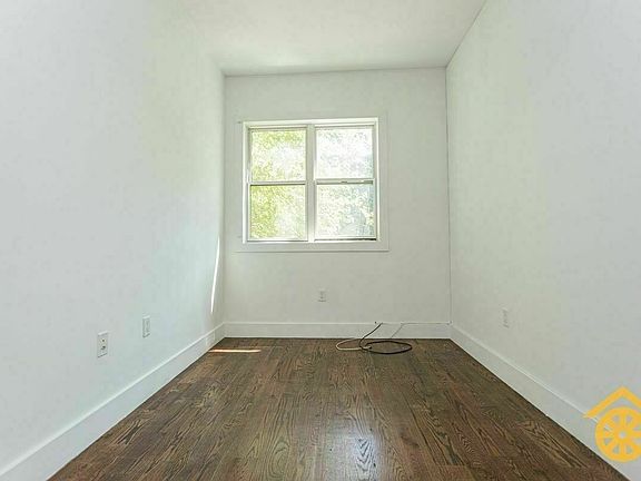2nd image of 1070 Bergen St #2D