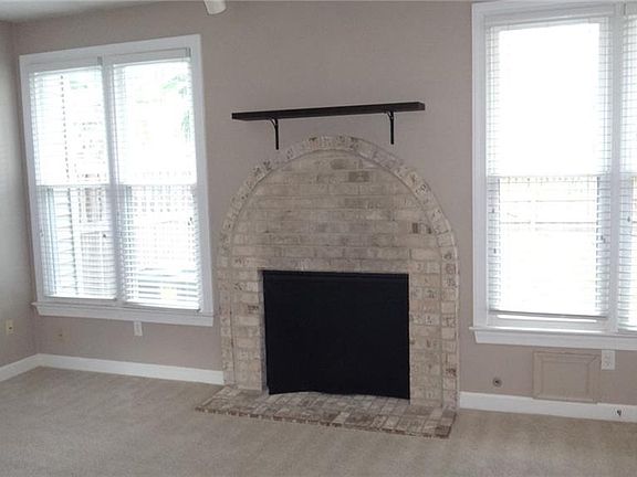 4th image of 916 Shoal Creek Trl