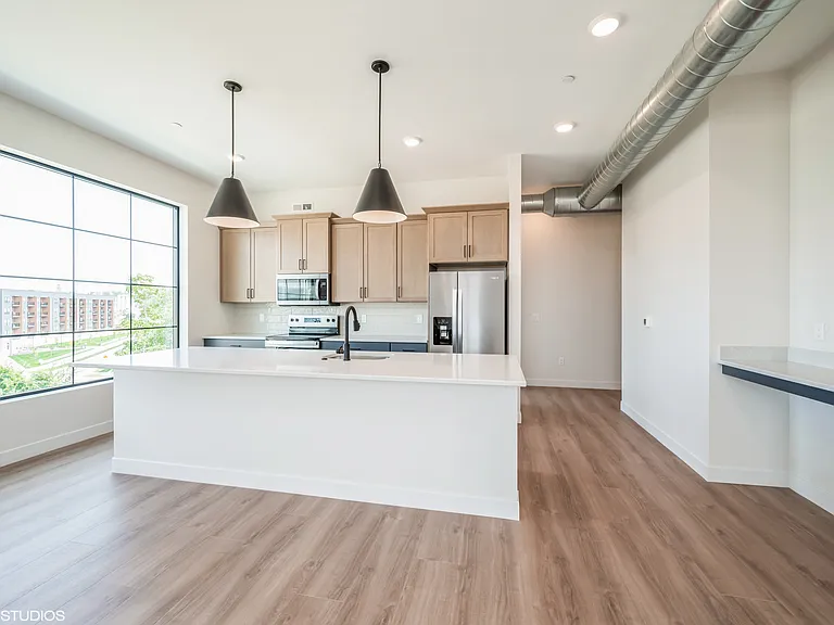Fulton Lofts — Photo 7