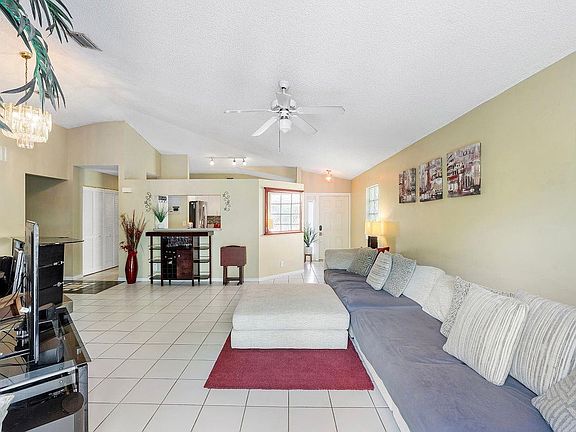 5th image of 16361 NW 20th Street