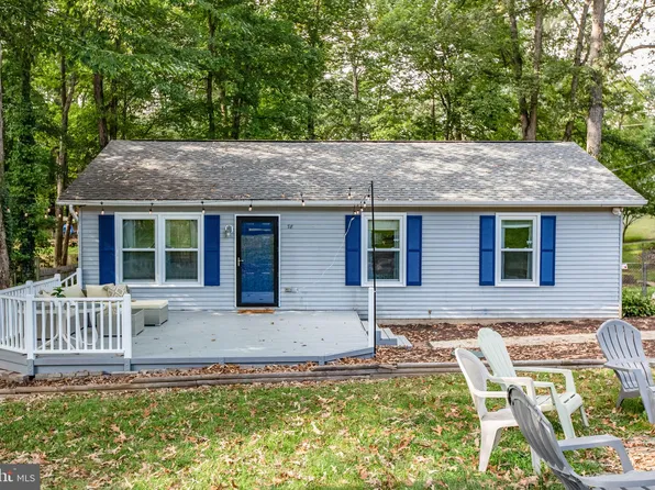 78 Arrowhead Dr, Stafford, VA 22556
