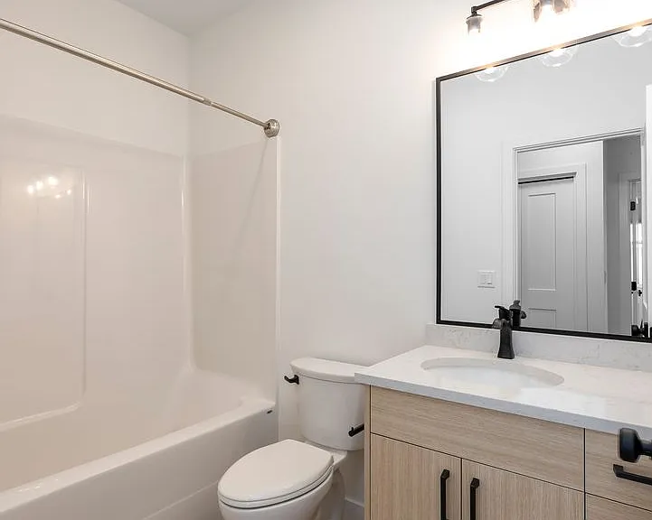 4607 Twisted Pine Dr — Photo 17