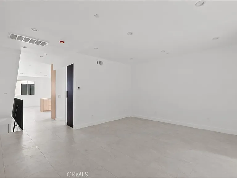 13944 Vanowen St — Photo 5