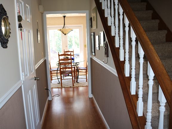 3rd image of 4991 Whitewater Dr