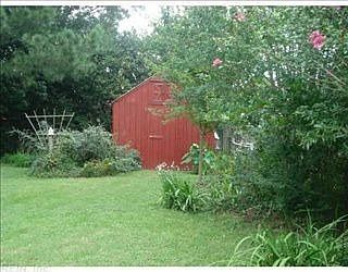 4th image of 908 Weeping Willow Dr