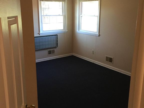 3rd image of 838 New Scotland Ave #2