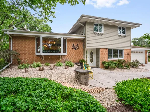 5393 S Allenwood LANE, Hales Corners, WI 53130