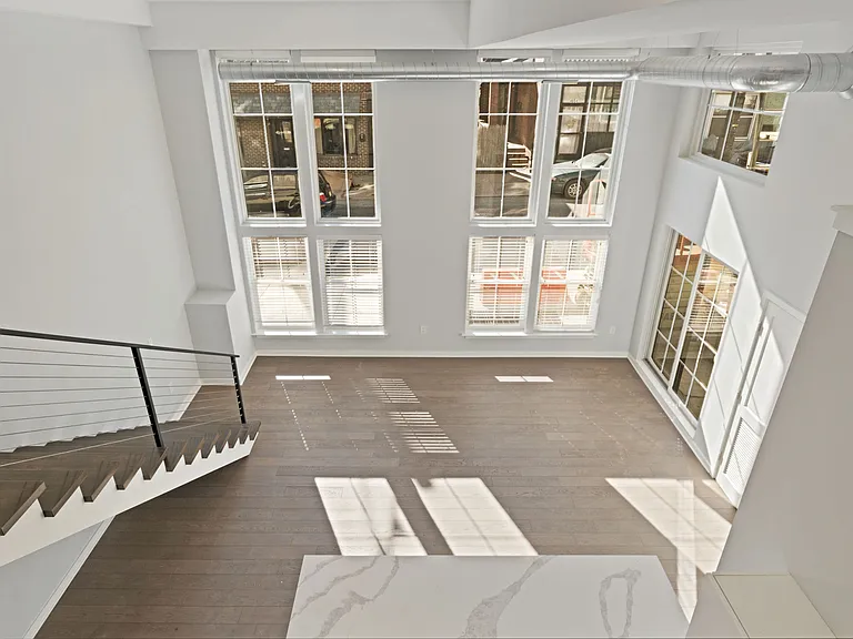 4649 Umbria St #101 — Photo 11