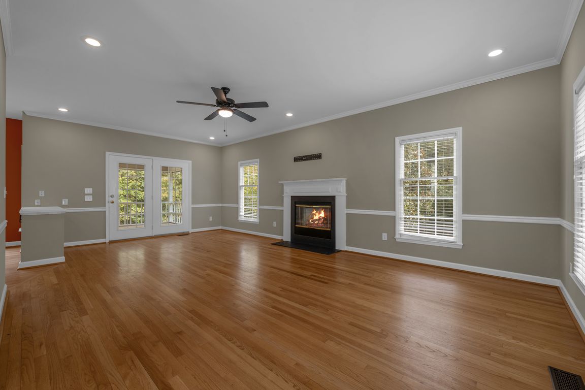 next background image