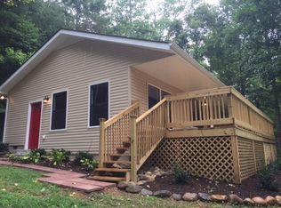 4749 Townsend Dr, Gatlinburg, TN 37738